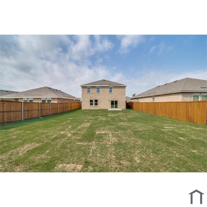 1876 Lockhart Dr
